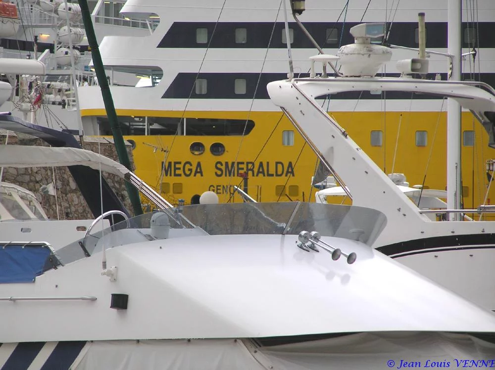 Première escale toulonnaise pour le « Méga Smeralda » 