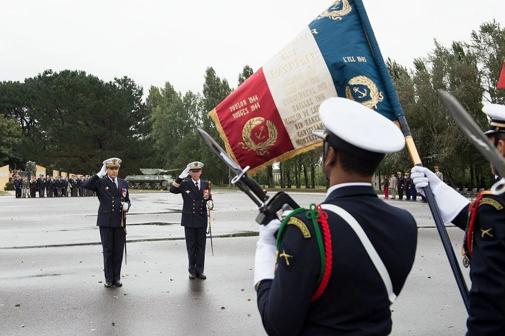 Cérémonie de prise de commandement de l'école des fusiliers-marins