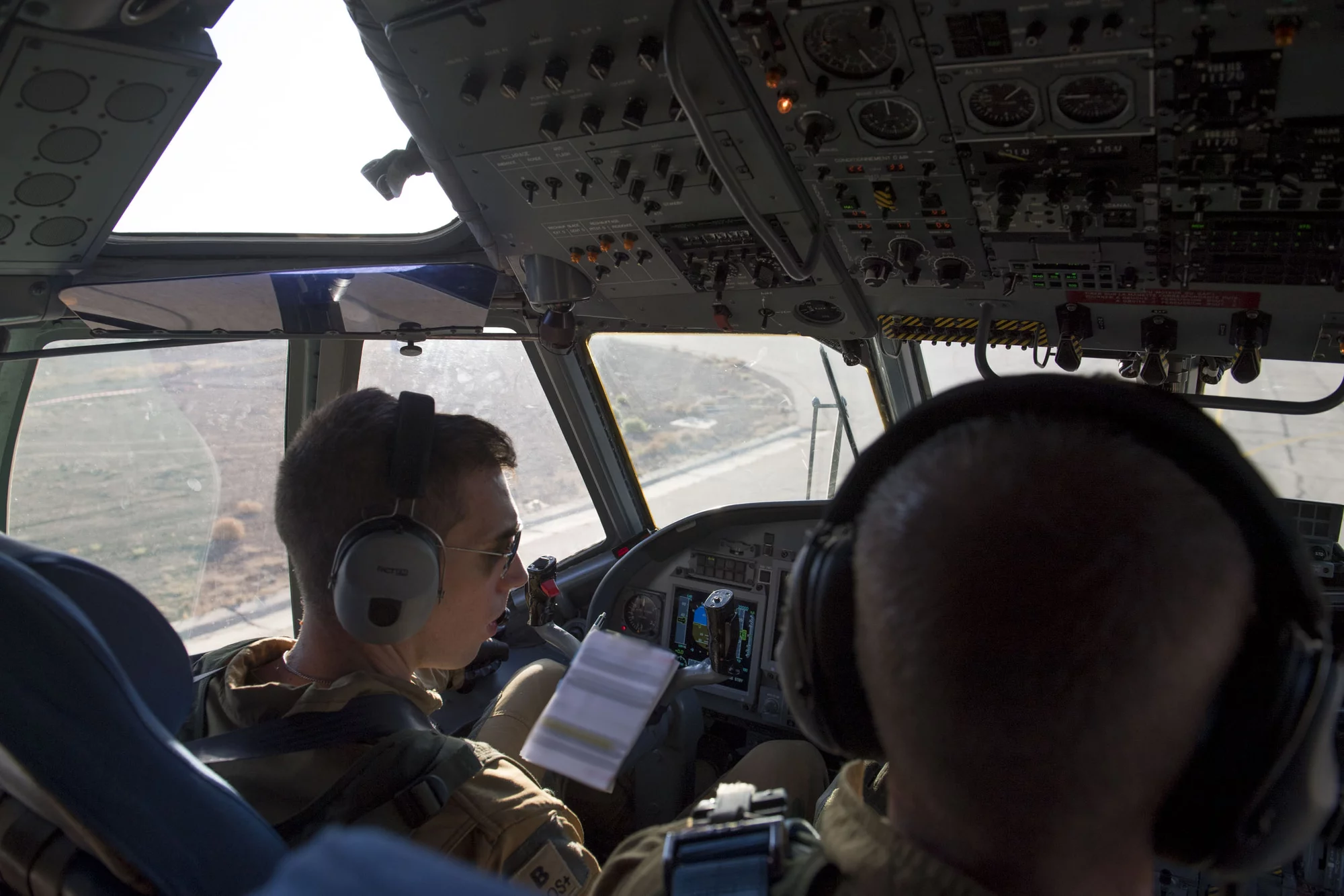 A bord d'un avion de patrouille maritime déployé au Levant