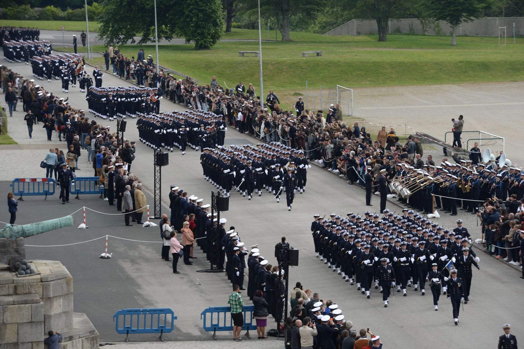 Présentation au drapeau de l'Ecole de Maistrance