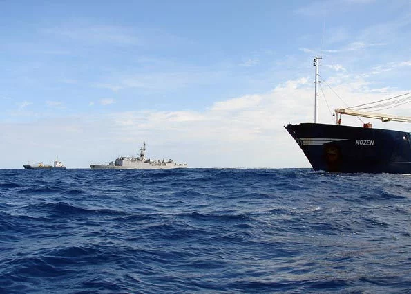 Le Commandant Ducuing entre le Semlow et le Rozen