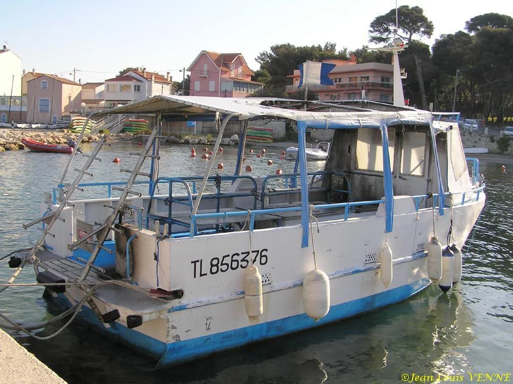 Le bateau d’un club de plongée de La Seyne sur Mer incendié