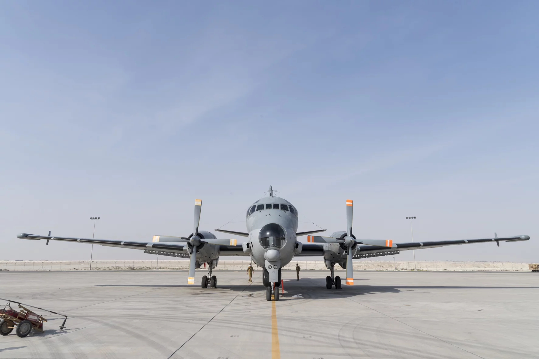 Un avion de patrouille maritime Atlantique 2 sur la base aérienne de La Sude