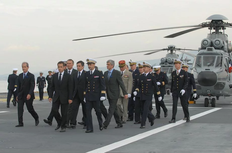 Le président et les autorités