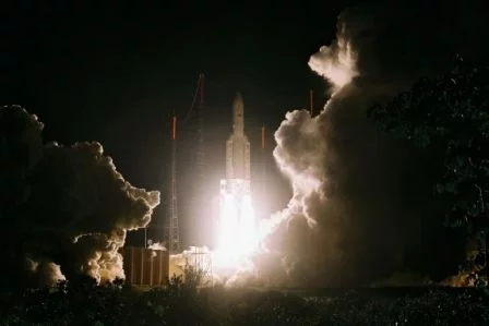 Ariane V décolle enfin