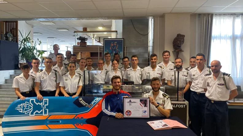 Nicolas Goyard et l'équipage du sous-marin Suffren