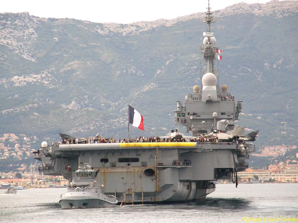 Sortie des familles du Charles de Gaulle