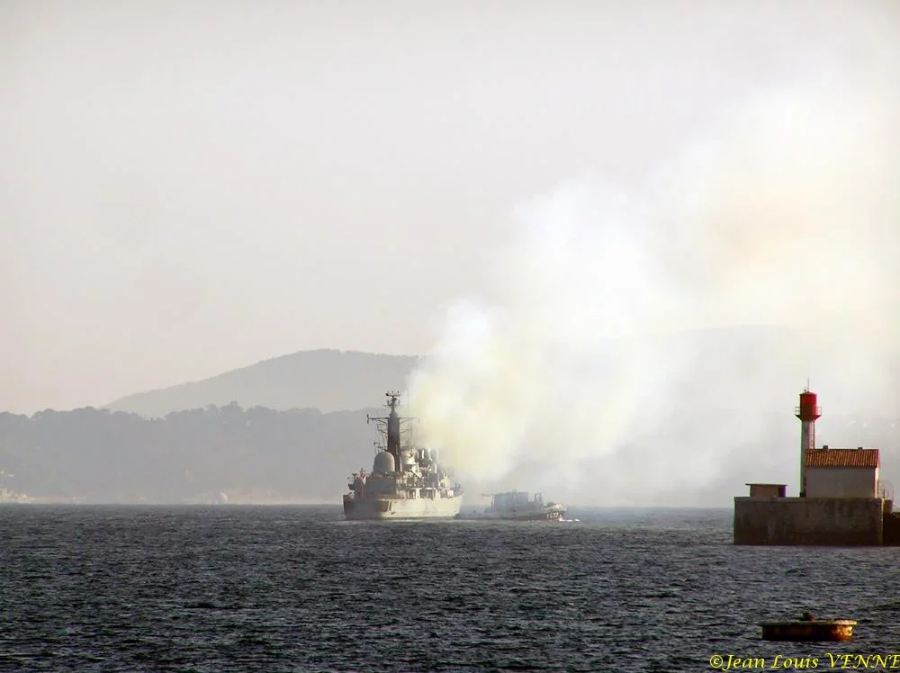 Appareillage de lâ€™Exeter