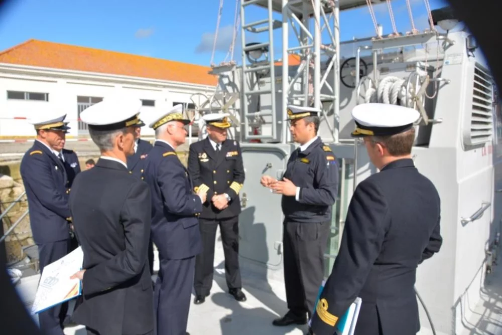 Le contre-amiral Benoit Lugan, commandant de l’École navale, en visite de courtoisie à son homologue espagnole