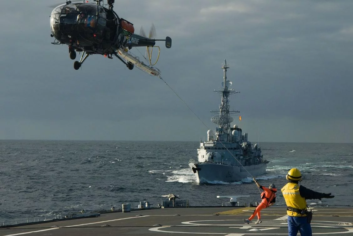 Hélitreuillage d'une civière