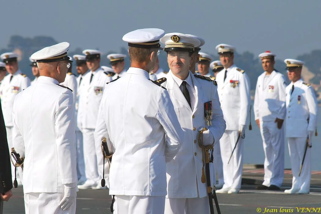 Prise de commandement du porte-avions Charles de Gaulle