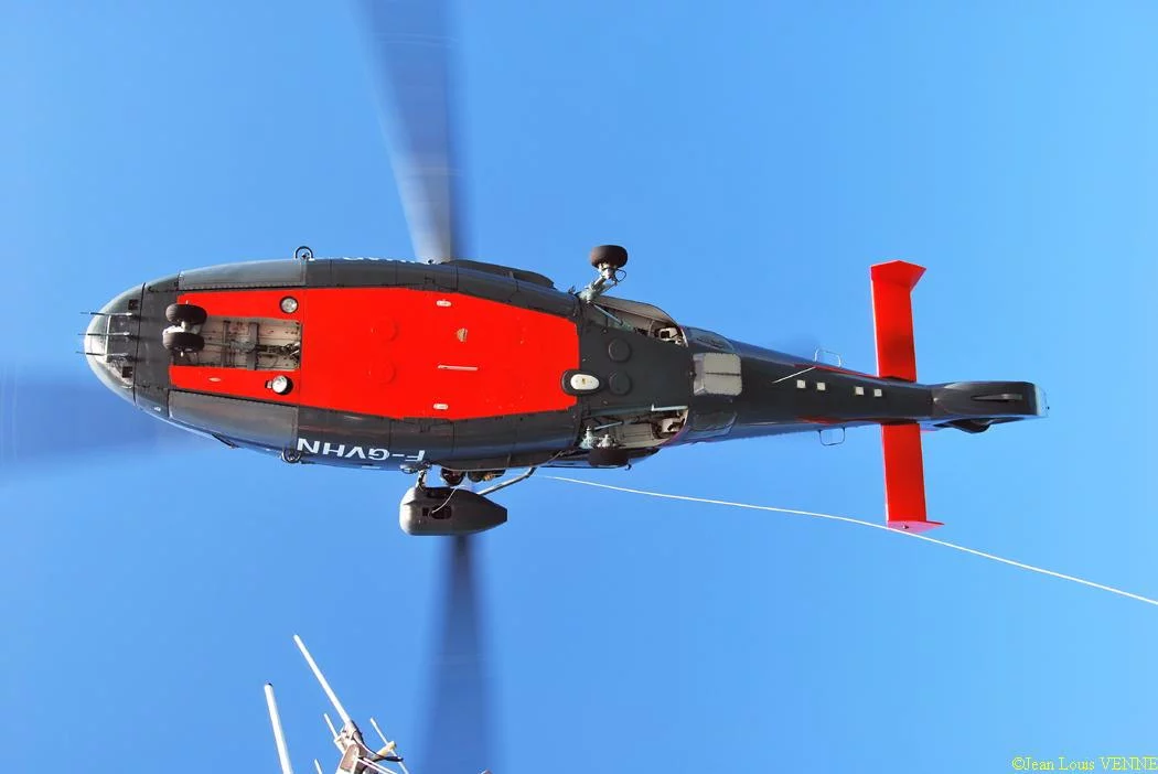 L'hélicoptère Dauphin de service public