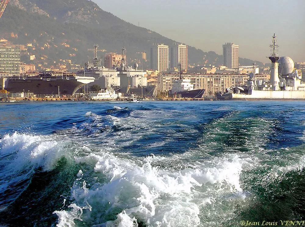 Le Foudre et le Siroco au quai dâ€™honneur de Toulon