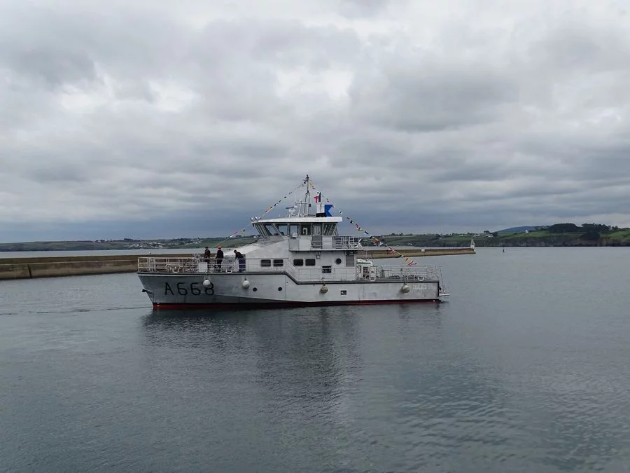 L'embarcation d’instruction à l’hélitreuillage (EIH) Jules