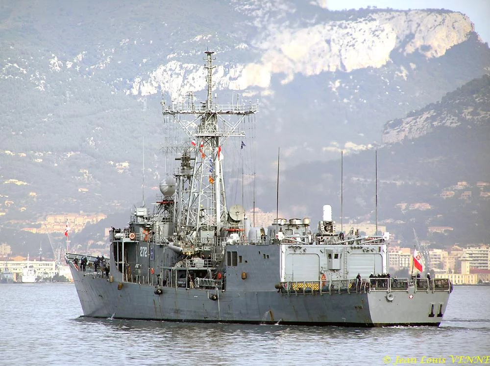 La frégate polonaise GENERAL K. PULASKI