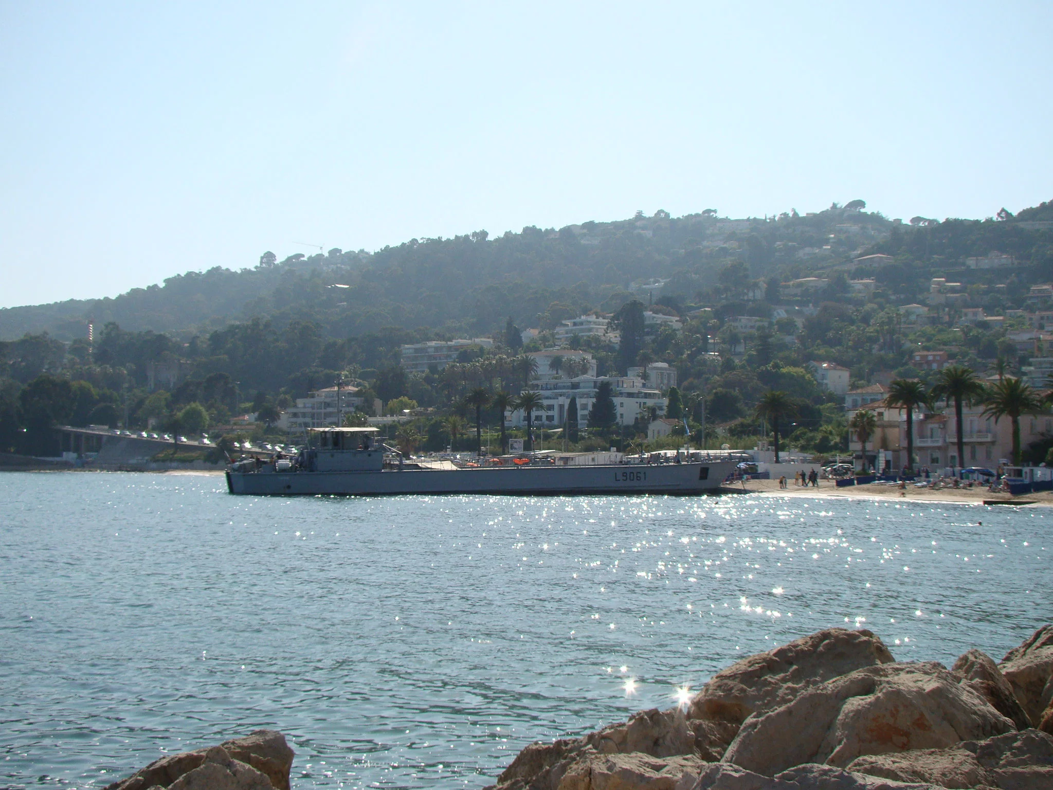 La Rapière et le Tonkin sur la plage de Golfe-Juan