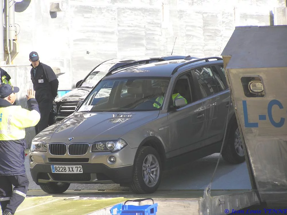 Premier plageage du L-CAT avec matériel roulant