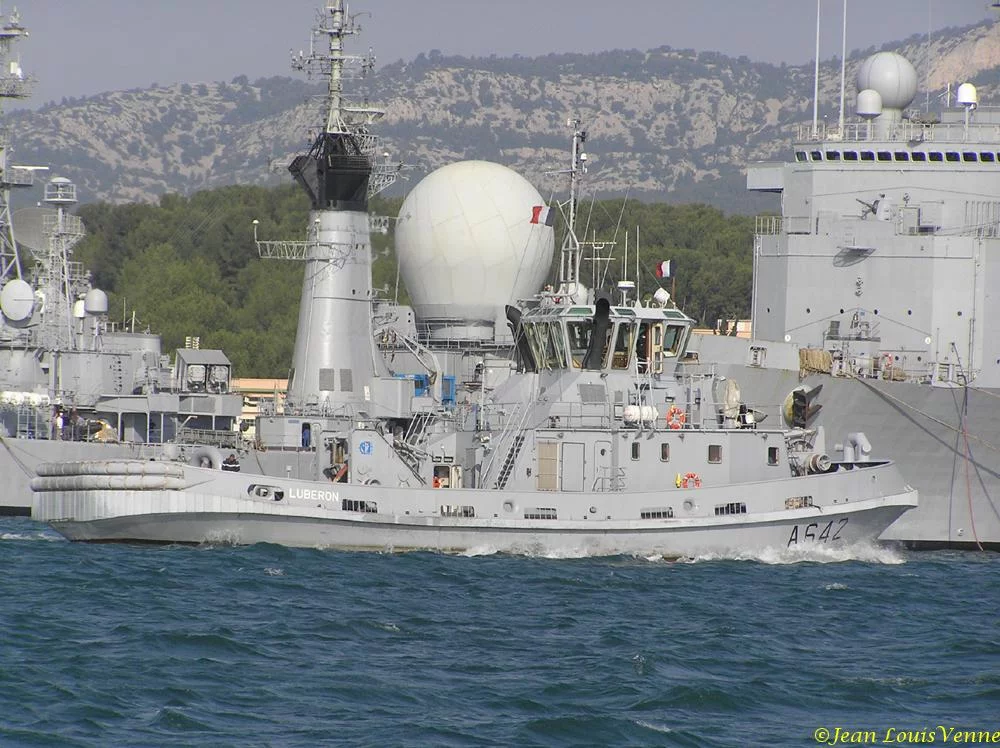 Remorqueurs en action