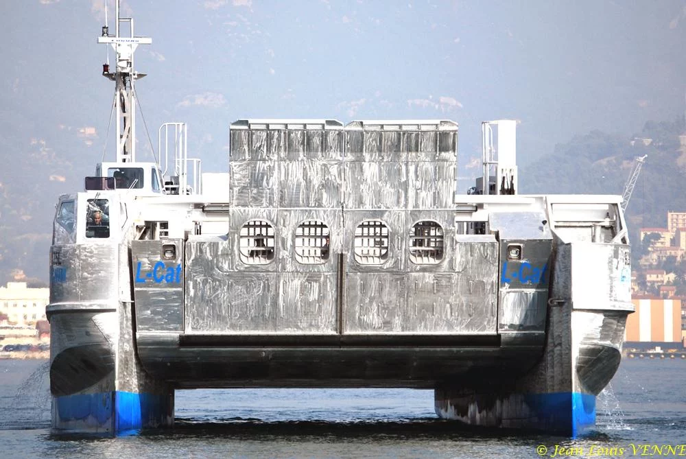 Le nouveau catamaran de débarquement de la CNIM