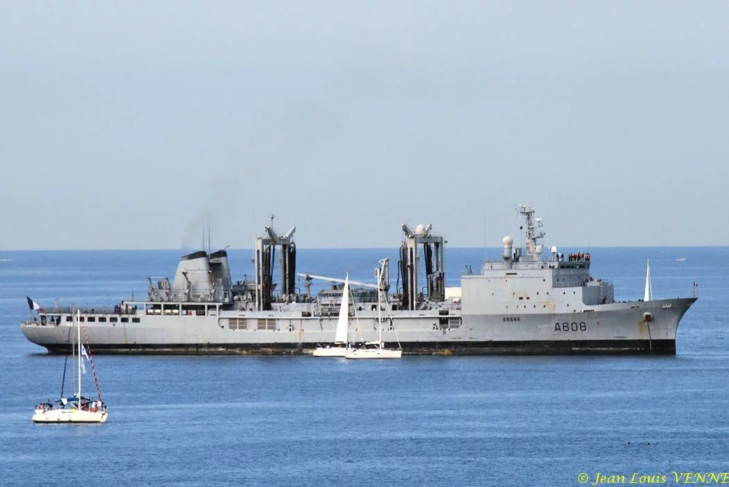 Le BCR Var au mouillage en rade de Bandol