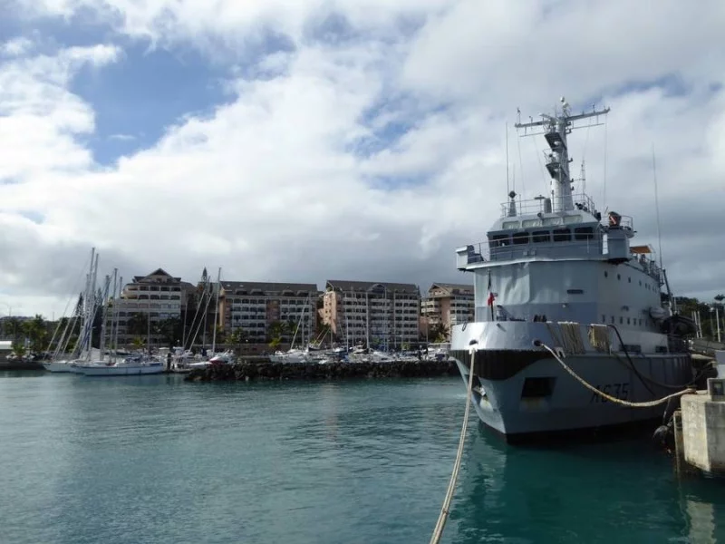 Le remorqueur Revi à Nouméa