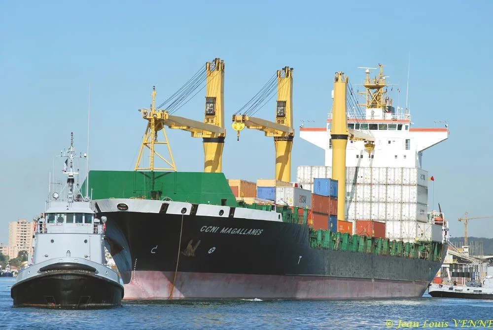 Arrivée à Toulon du porte-conteneurs Magallanes
