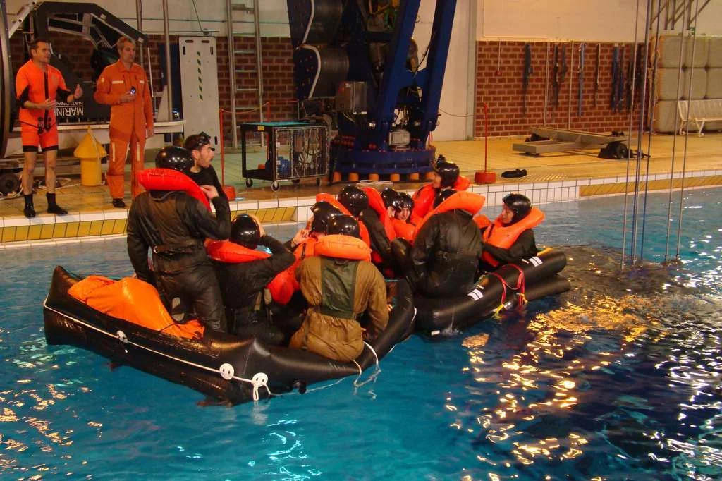 Le Team Jolokia s’entraîne à la survie à Lanvéoc