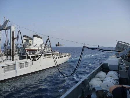 Ravitaillement à la mer avec la Somme
