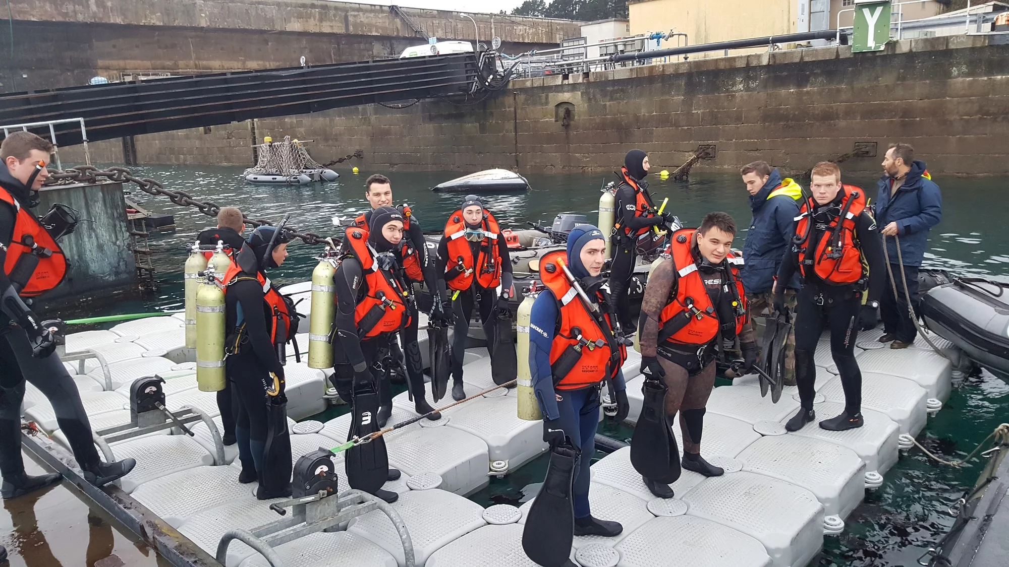 Les stagiaires prêts à plonger