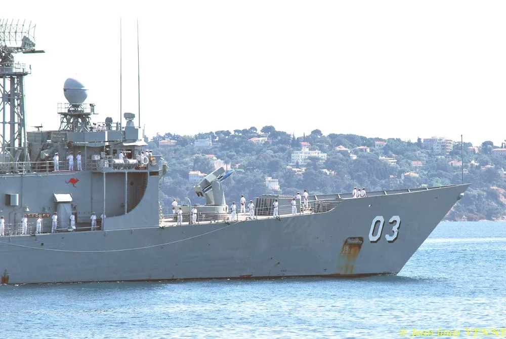 La frégate australienne HMAS Sydney quitte Toulon