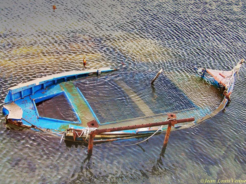 Epaves dans la rade de Toulon