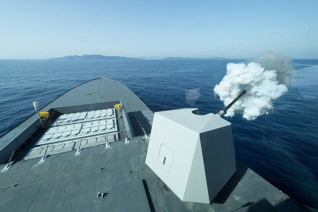 Tir au canon de 76mm