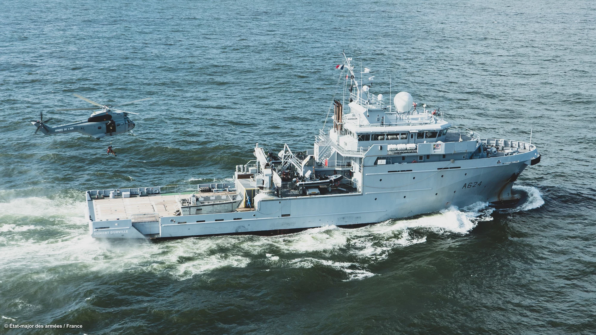 Le bâtiment de soutien et d’assistance outre-mer (BSAOM) Dumont d’Urville