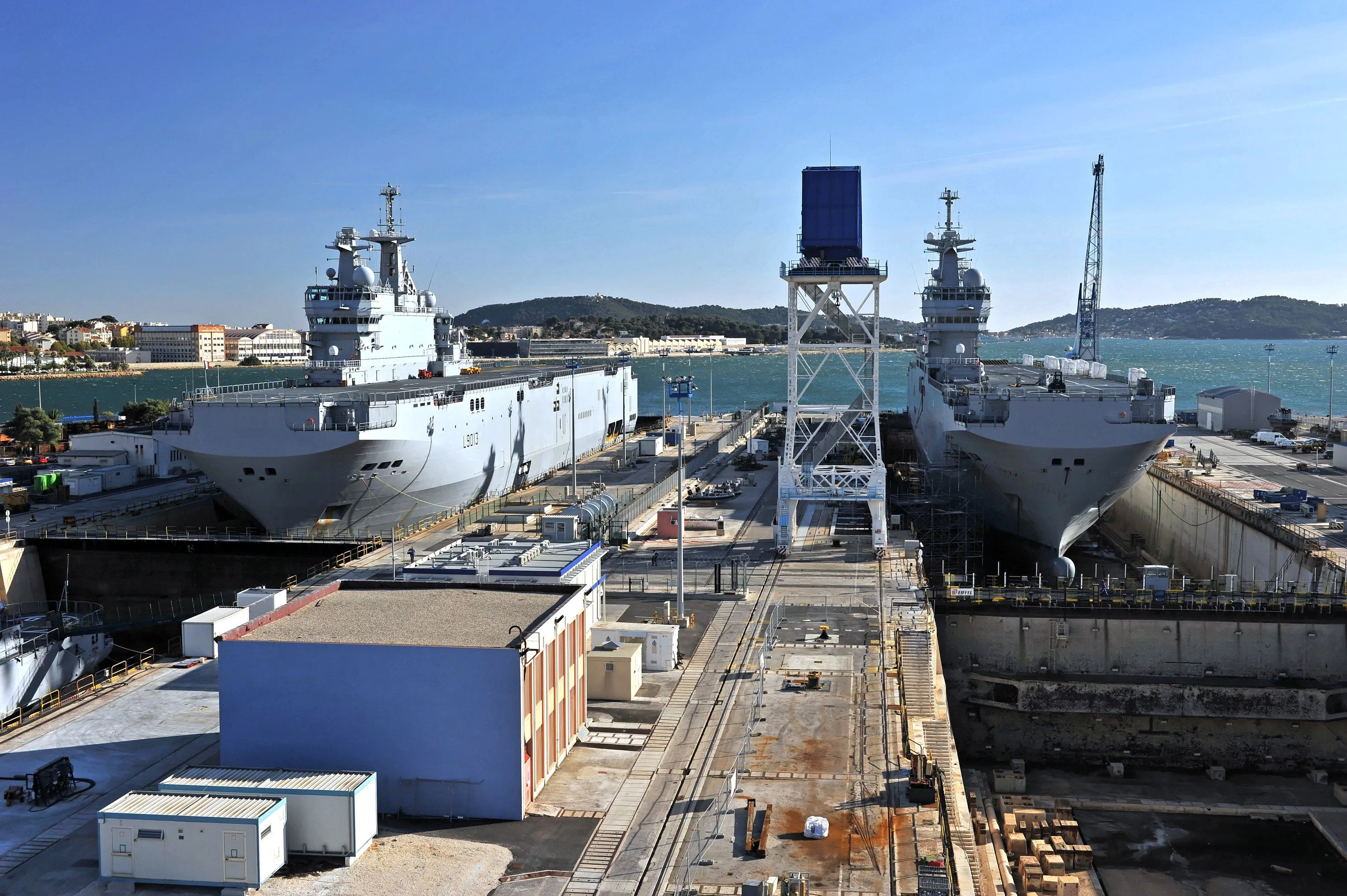 Les deux BPC en entretien aux bassins Vauban