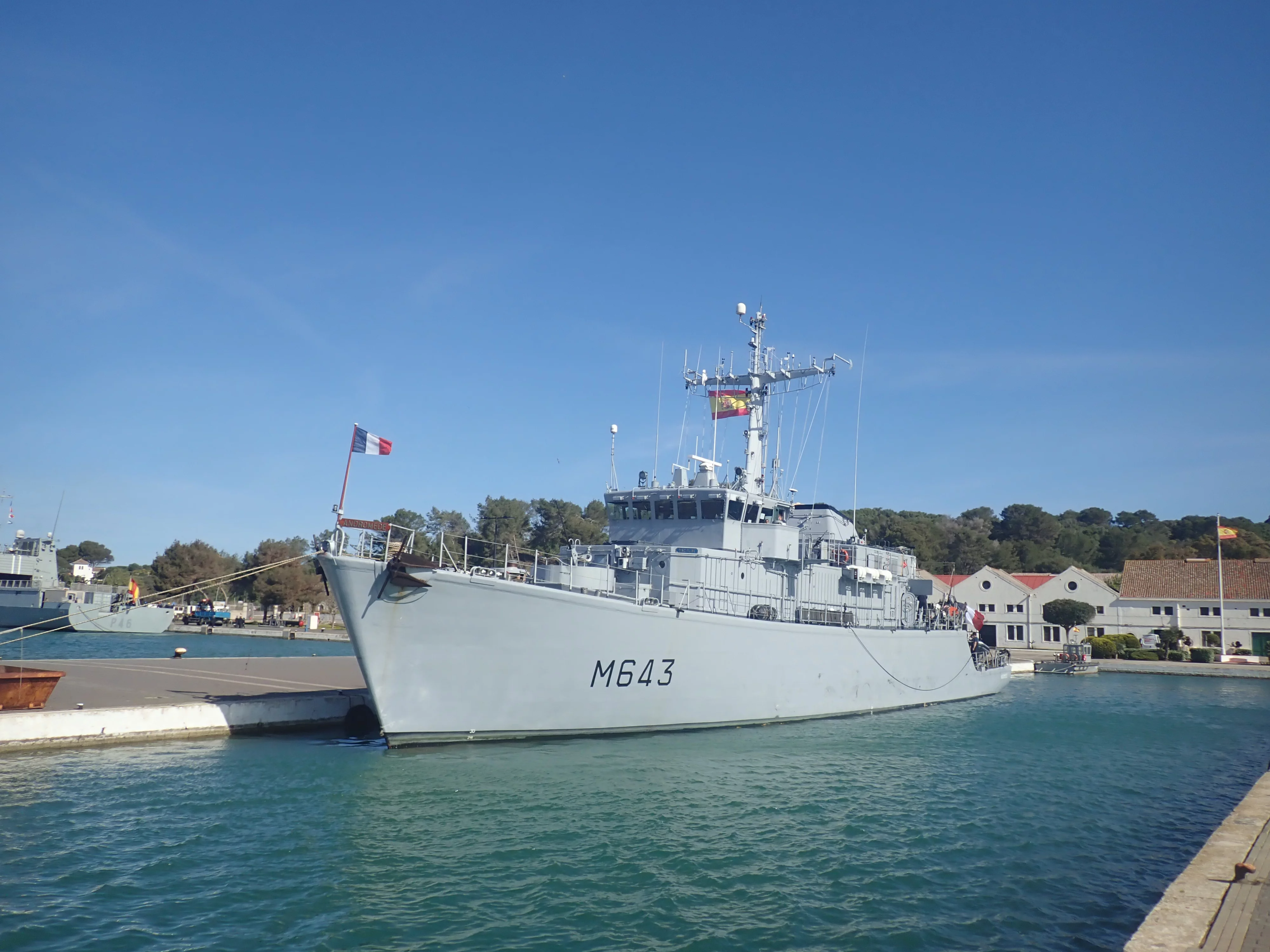 Le chasseur de mines Andromède fait escale aux Baléares