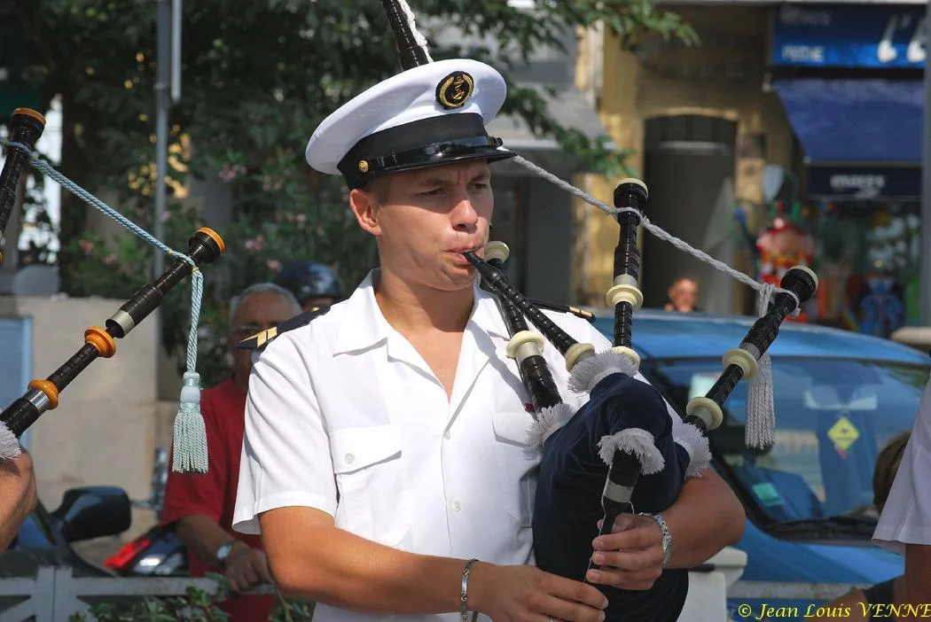 Un des membres du bagad