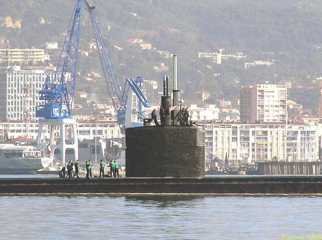 L’USS Montpelier appareille de Toulon