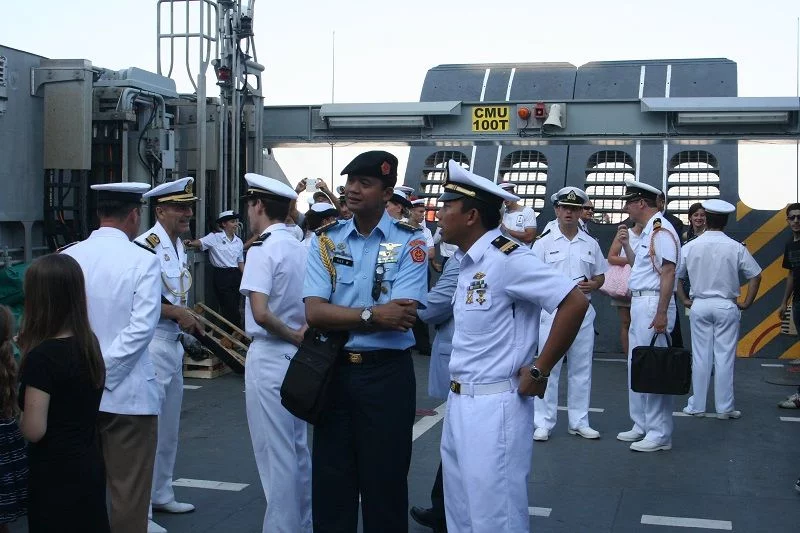 Des attachés de défense à bord de l'EDAR