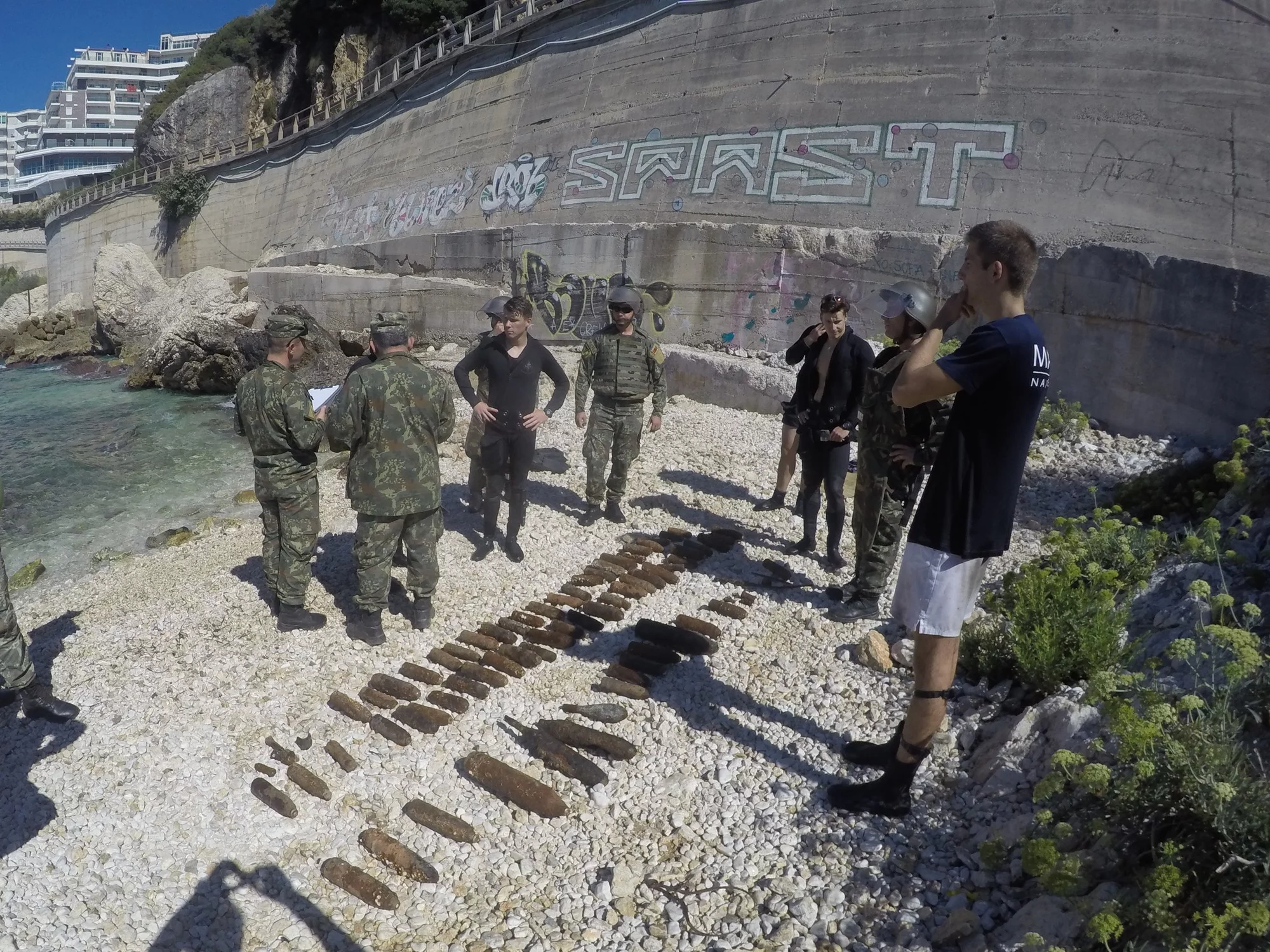 Les munitions retrouvées par les plongeurs de la Lyre et de la marine albanaise