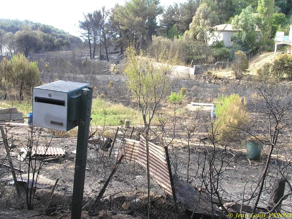 Les dégâts provoqués par l'incendie au CIN St Mandrier