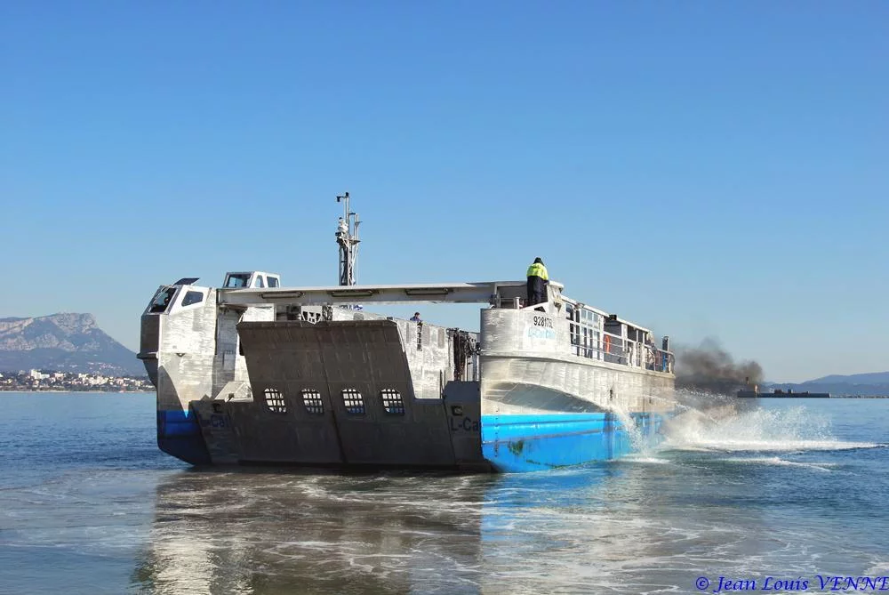 Premier plageage du L-CAT avec matériel roulant