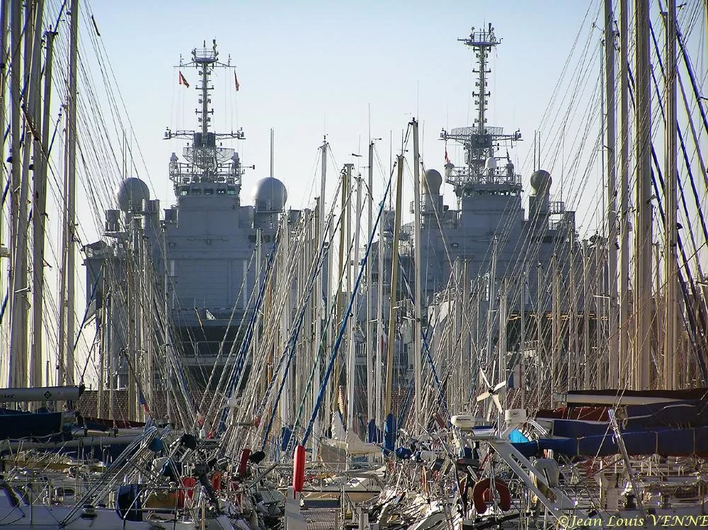 Le Foudre et le Siroco au quai dâ€™honneur de Toulon