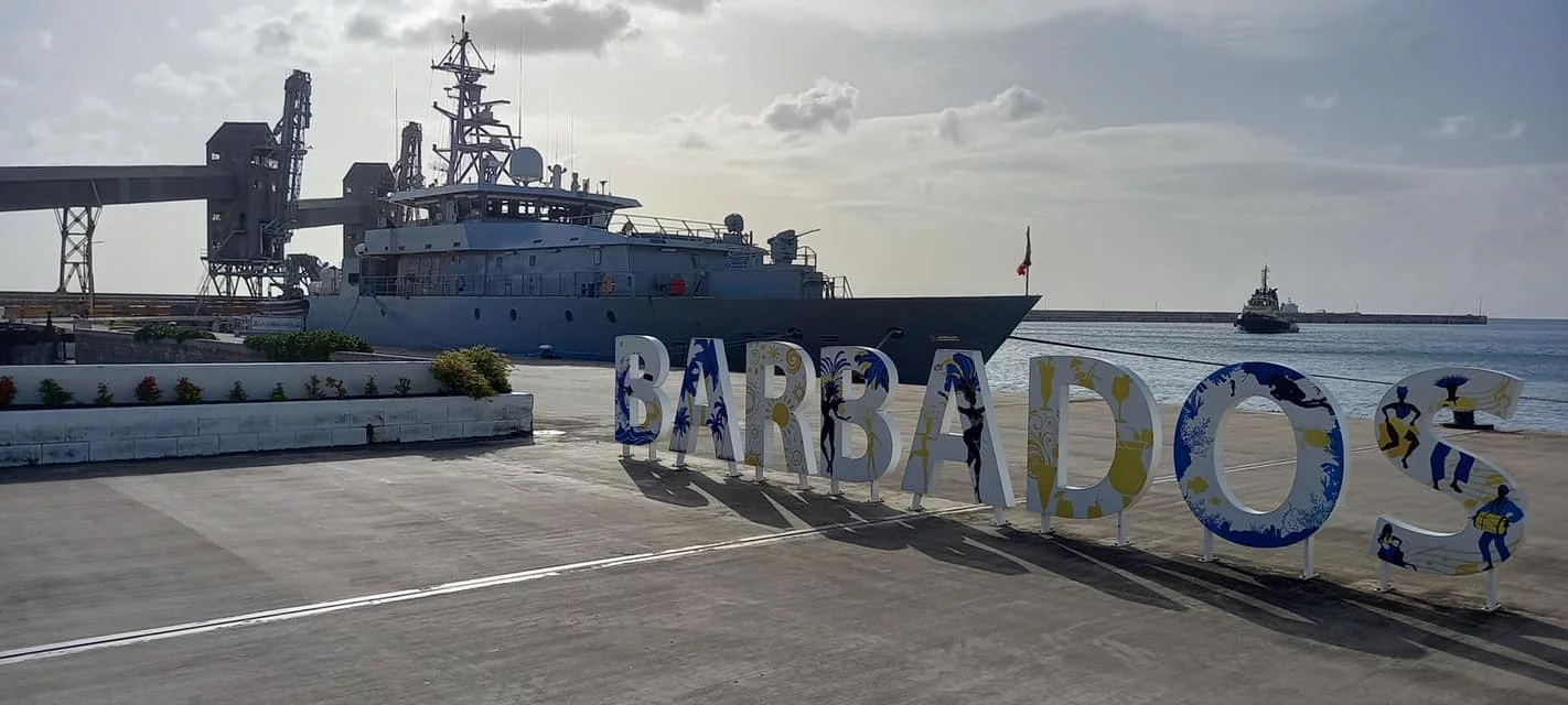 Le patrouilleur La Combattante en escale à la Barbade