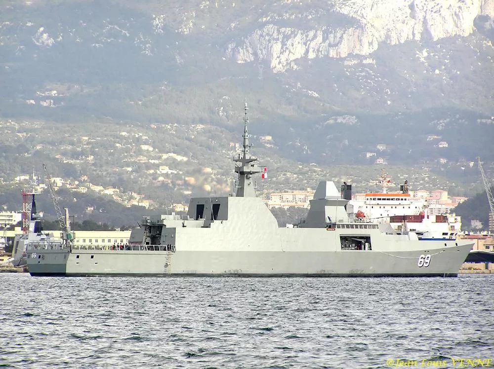 Sortie Ã  la mer de la frégate singapourienne Intrepid