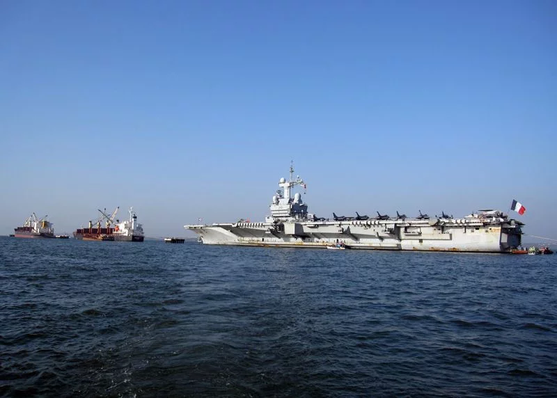 Relâche opérationnelle du porte-avions en Inde