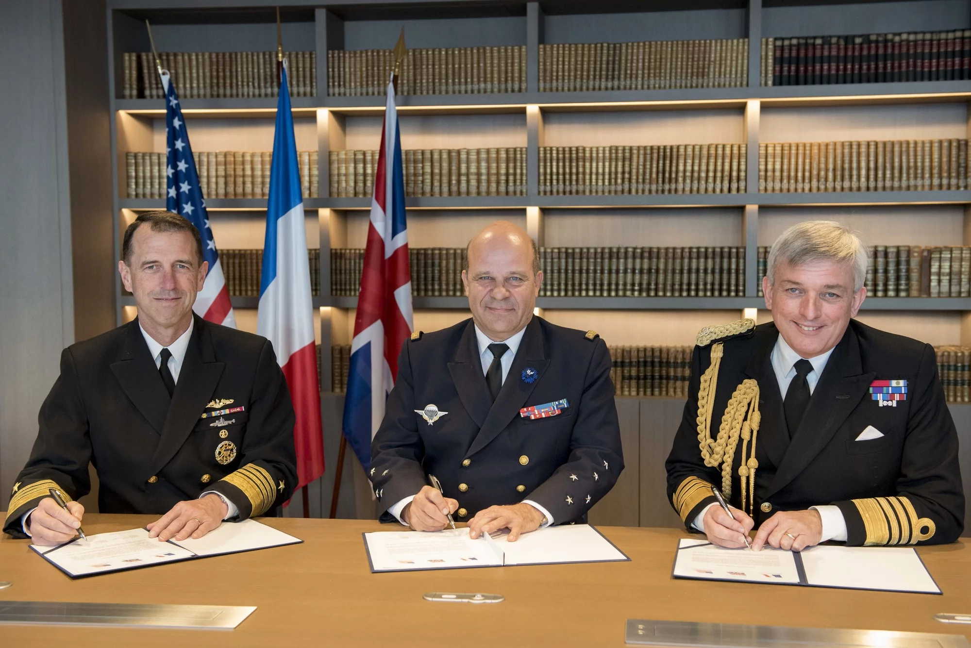 Les 3 chefs d'état-major signent des accords de coopération