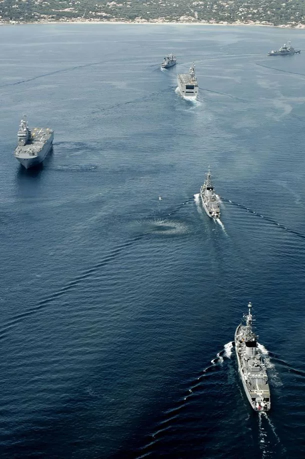 Revue Navale du 8 mai 2009