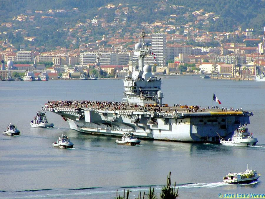 Sortie des familles du Charles de Gaulle