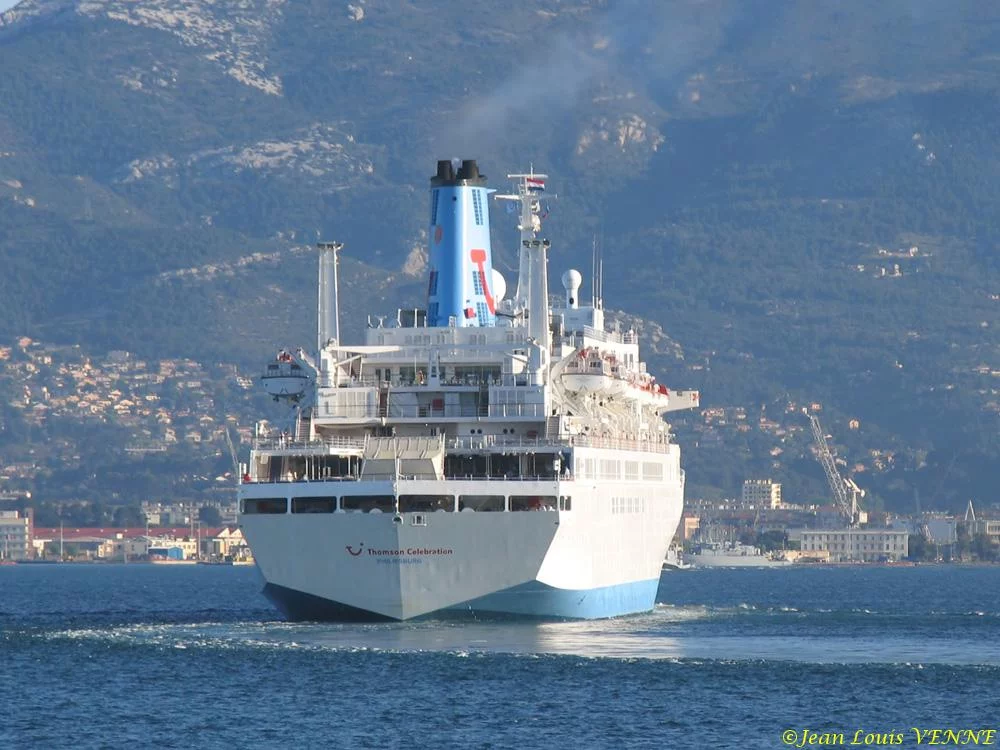 Escale à Toulon du Thomson Celebration