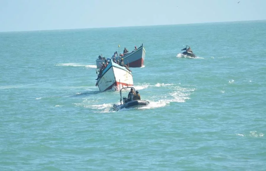 Guyane : La Capricieuse intercepte trois bâtiments en action de pêche illégale